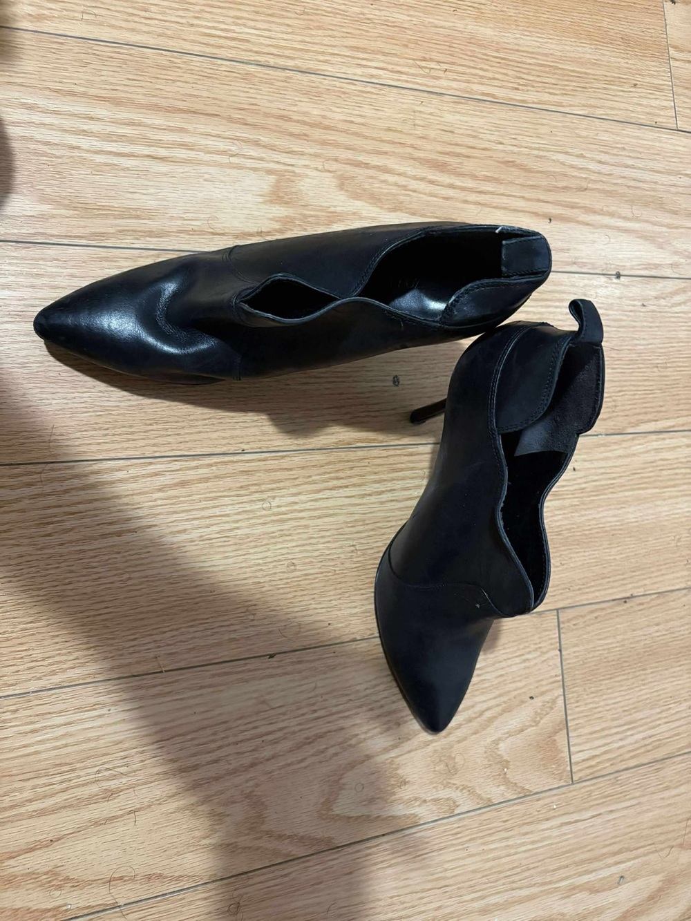 Black Pointed Toe Women Heeled Ankle Boots